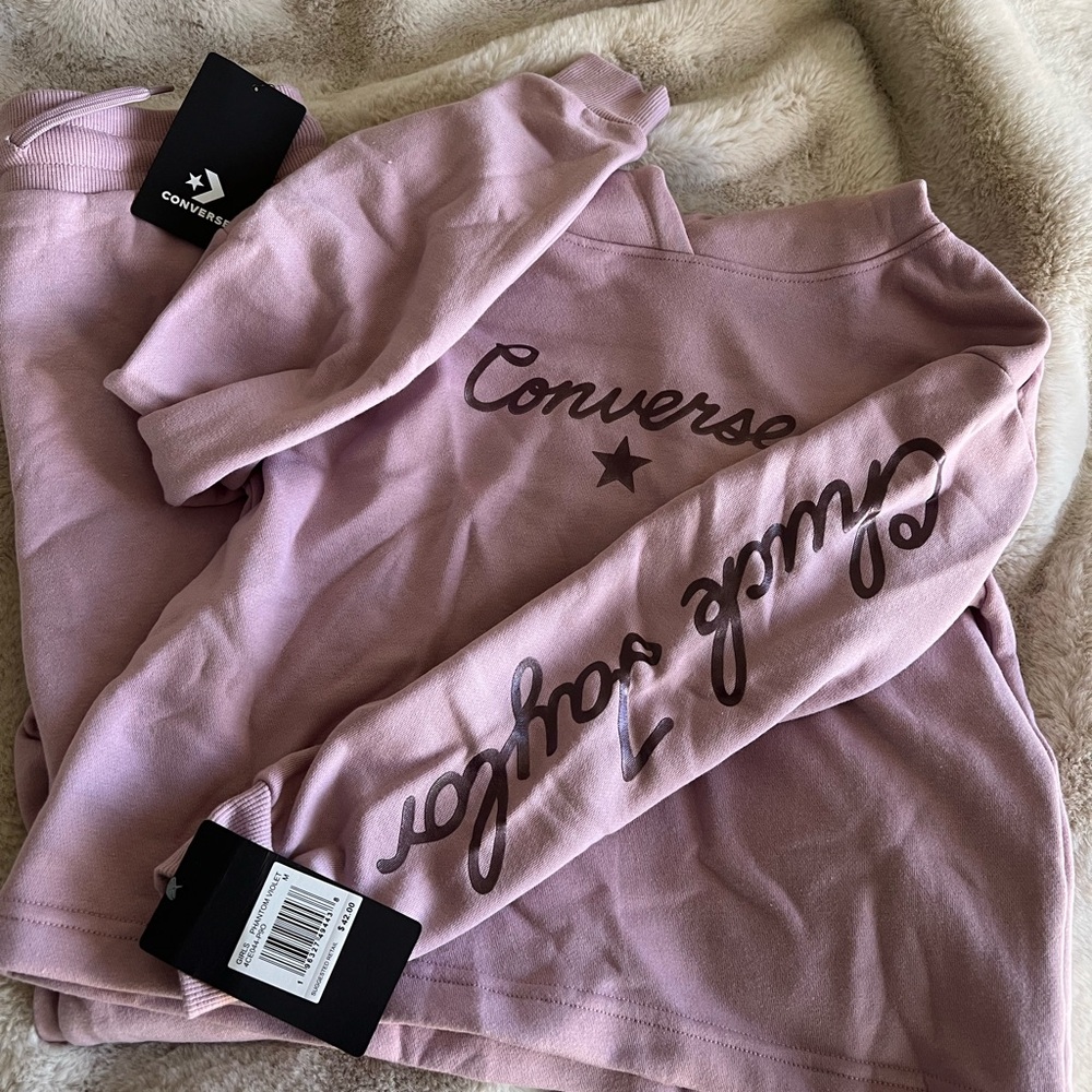 Girls Large Converse Matching Sweatsuit in a dusty pink/purple.